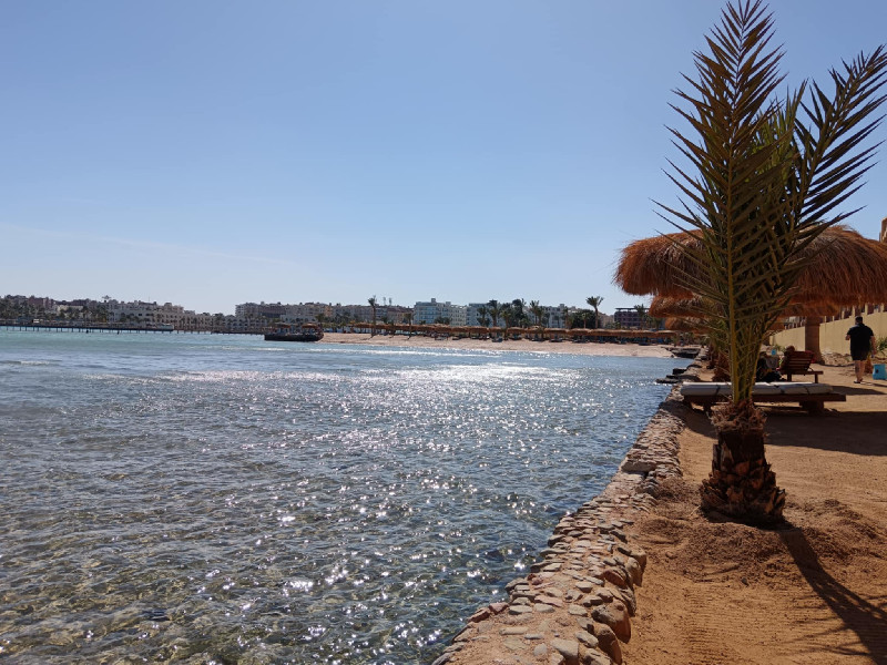 Tiba Golden Resort /Arábia soukromá pláž a bazény
