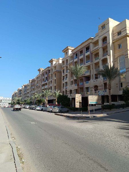 Florenza Khamsin / Arabia / bazény